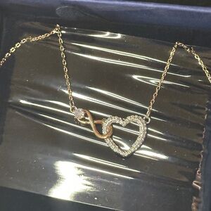 NIB Swarovski Infinity Heart Pendant Necklace. Retail $159.00